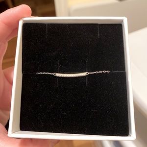 Cubic Zirconia Bar Bracelet in Silver